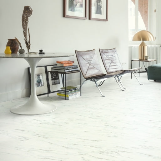 Chevron Oak Natural 8mm Laminate