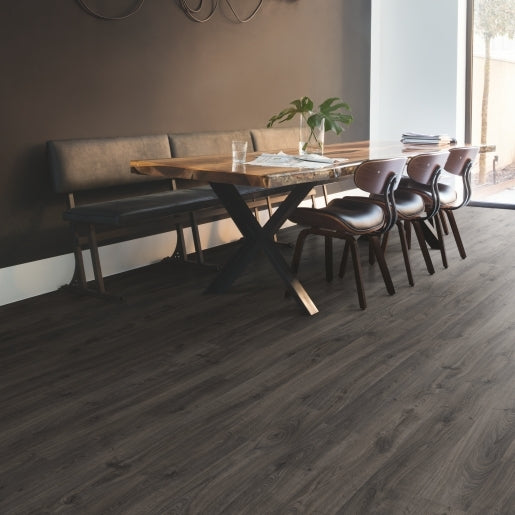 Quick-Step Laminate Eligna Newcastle Oak Dark 8mm